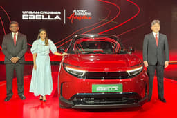 Toyota Urban Cruiser Ebella Front Right Three Quarter