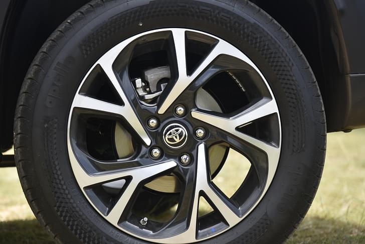 Alloy Wheels True