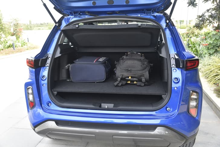 Toyota Urban Cruiser Hyryder Rear View