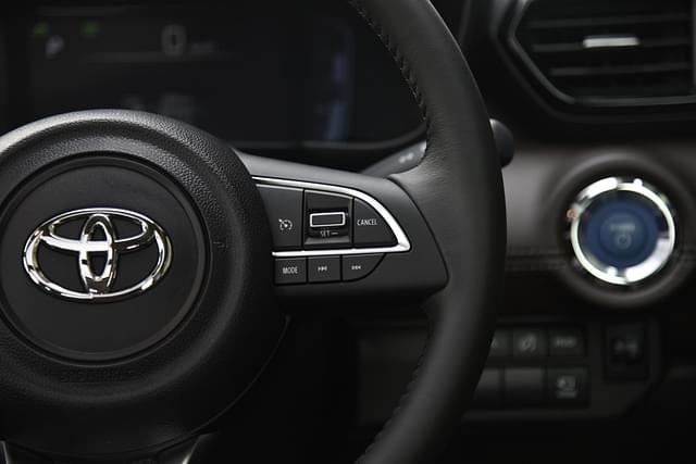 Steering Wheel Image - 15800