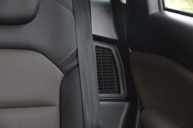2Nd Row Ac Vent Image - 15853