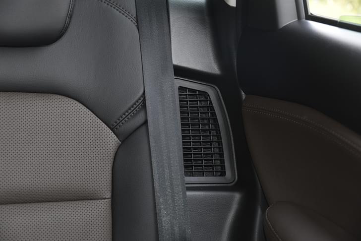 2nd Row Ac Vent