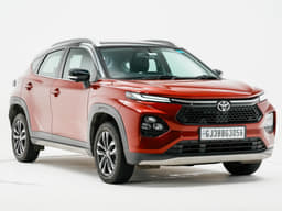 Toyota Urban Cruiser Taisor Front Right Three Quarter Toyota Urban Cruiser Taisor Front Right Three Quarter