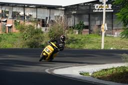 Vida Vx2 Front Right Three Quarter