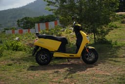 Vida Vx2 Front Right Three Quarter