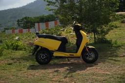 Vida Vx2 Front Right Three Quarter