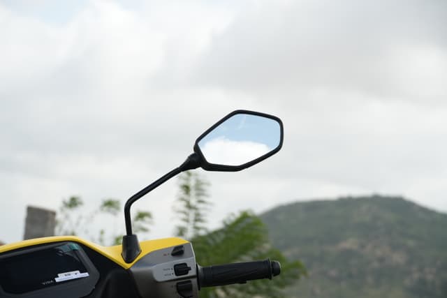 Color Yellow Image - 26872