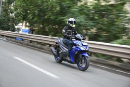 Yamaha Aerox 155 Version S Front Right Three Quarter