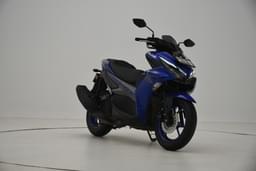 Yamaha Aerox 155 Front Right Three Quarter