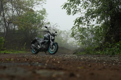 FZ-S Fi