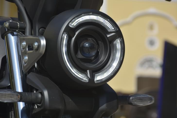 Yamaha Fz X Headlight