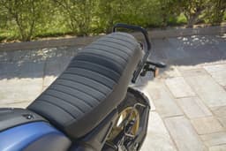 Yamaha FZ-X Color Black