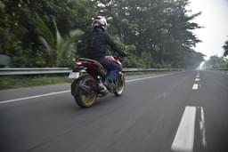 Yamaha Fzs Fi V4 Dlx Rear View