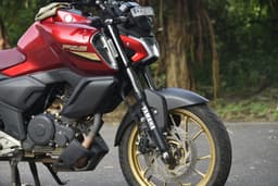 Yamaha Fzs Fi V4 Dlx Headlight