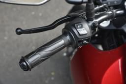 Yamaha Fzs Fi V4 Dlx Color Black