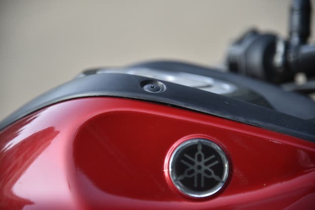 Closed Fuel Lid Image - 28238
