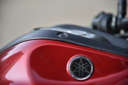 Yamaha Fzs Fi V4 Dlx Closed Fuel Lid