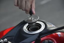 Yamaha Fzs Fi V4 Dlx Color Red