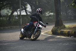 Yamaha Fzs Fi V4 Dlx Front Right Three Quarter