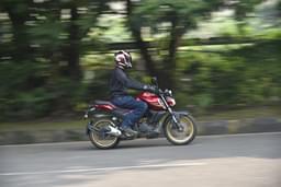 Yamaha Fzs Fi V4 Dlx Color Red