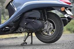 Yamaha Fascino 125 Front Right Three Quarter