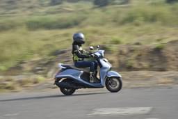 Yamaha Fascino 125 Front Right Three Quarter