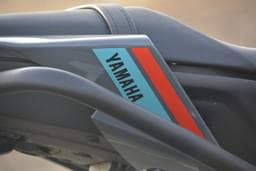 Yamaha Mt 15 V2 Color Gray, Blue, Red