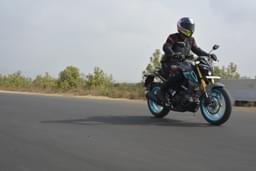 Yamaha Mt 15 V2 Front Right Three Quarter