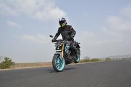 Yamaha Mt 15 V2 Front Right Three Quarter