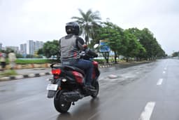 Yamaha Ray Zr 125 Rear View