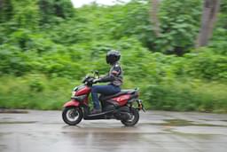 Yamaha Ray Zr 125 Headlight