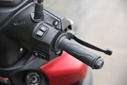 Yamaha Ray Zr 125 Color Black