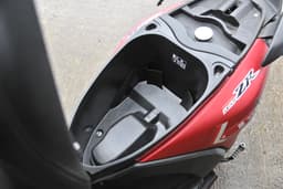 Yamaha RayZR 125 Fi Boot Space