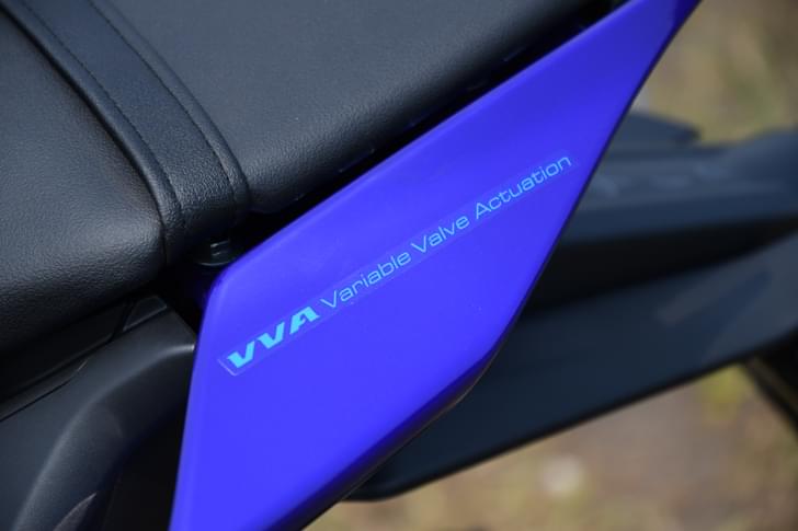 Yamaha Yzf R15 V4 Color Purple