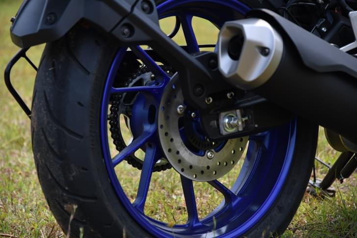 Yamaha Yzf R15 V4 Color Blue