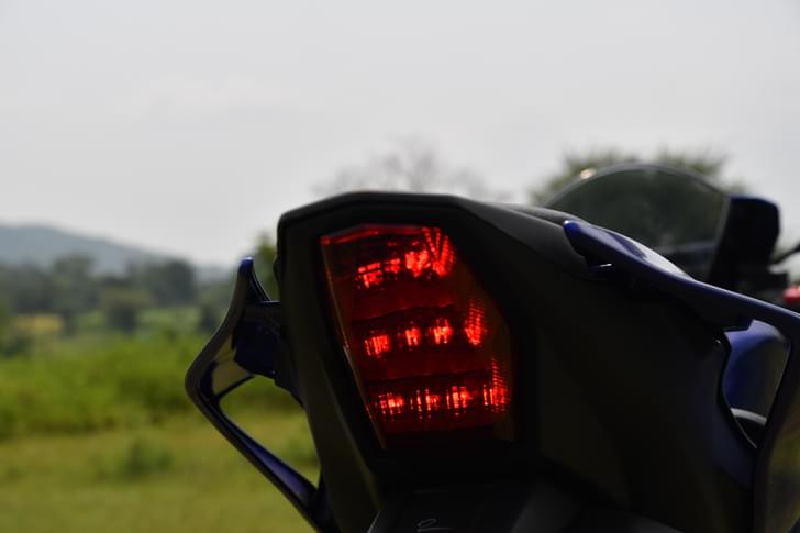 Yamaha Yzf R15 V4 Rear View