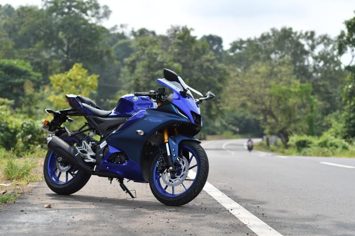 Yamaha YZF R15 V4