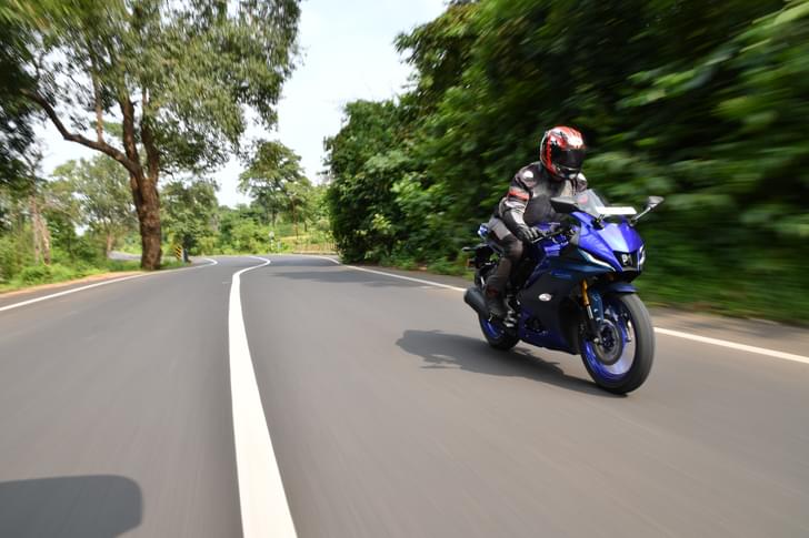 Yamaha Yzf R15 V4 Color Blue