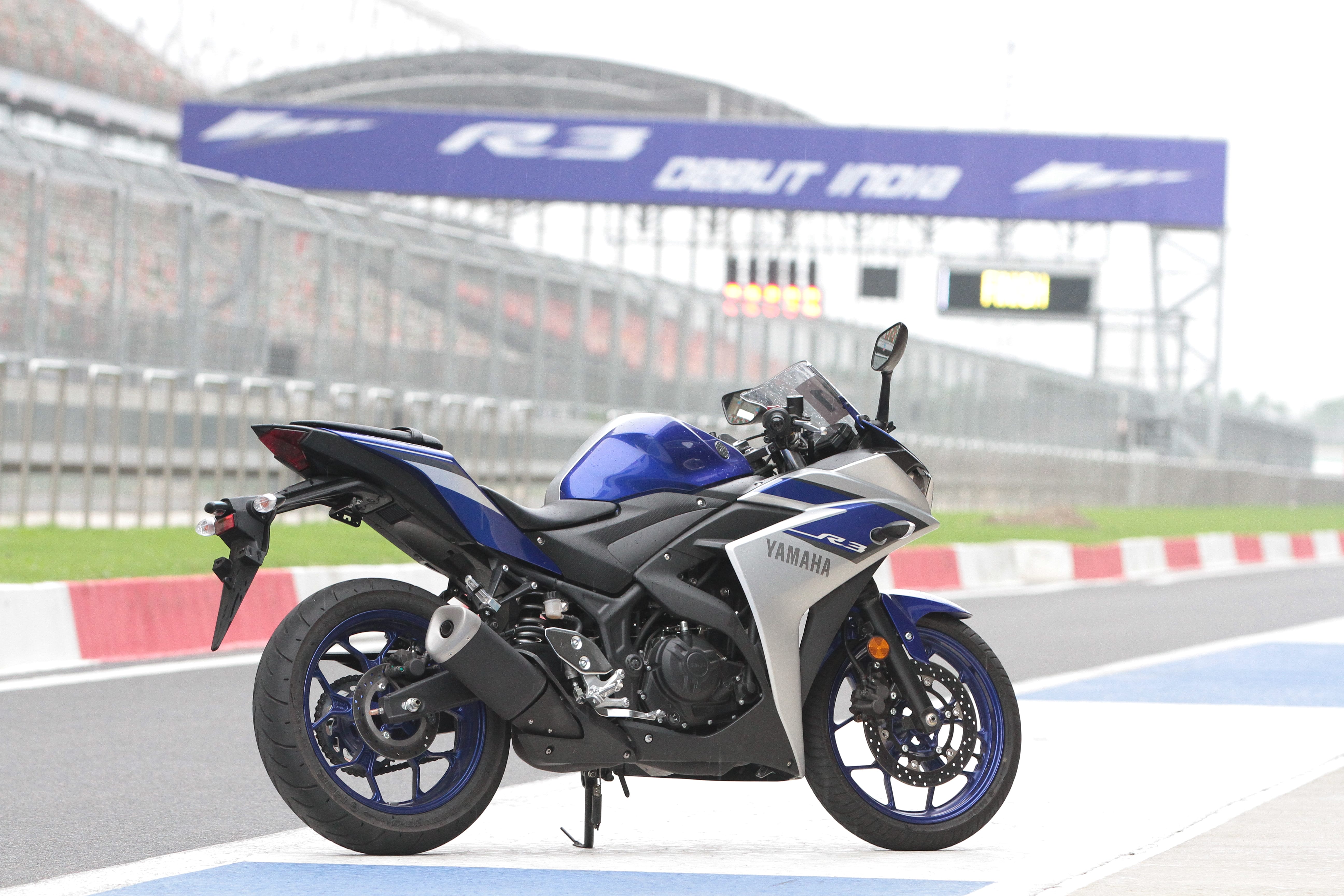 Yamaha YZF-R3 On Road Price in Aizawl Starts at lakh
