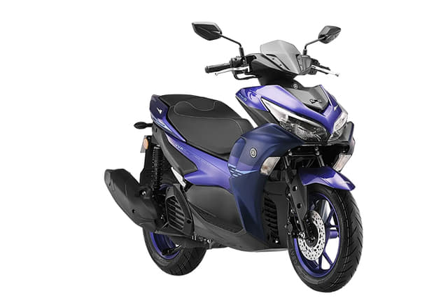 Front Left Three Quarter Image - 32669