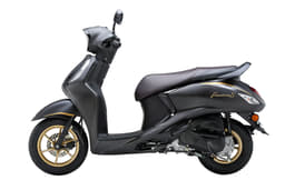 Yamaha Fascino 125 Color Black, Gold
