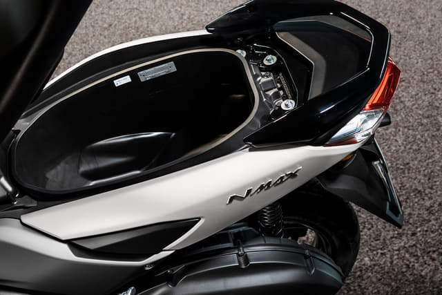 Rear View Image - 37711