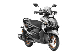 Yamaha Rayzr 125 Fi Street Rally Front Right Three Quarter