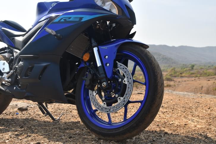 Yamaha Yzf R3 Front Left Three Quarter