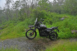 Yezdi Adventure Color Black