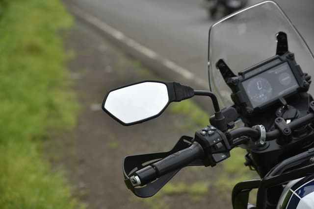 Side Mirror Image - 26751