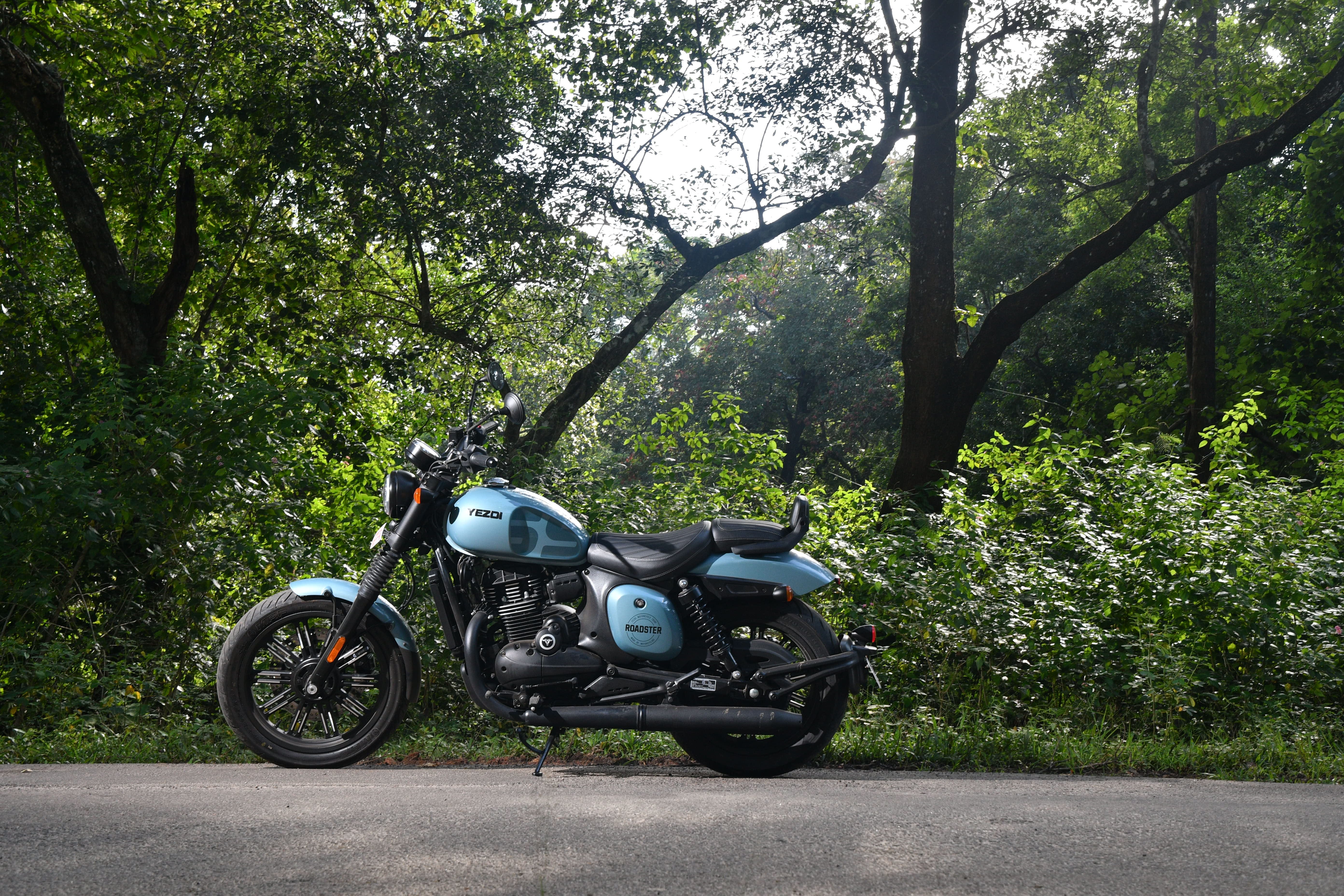 Yezdi Roadster On Road Price in Kamrup Starts at lakh - Main Image