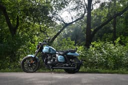 Yezdi Roadster Front Right Three Quarter