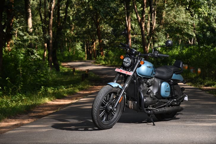 Yezdi Roadster Front Left Three Quarter