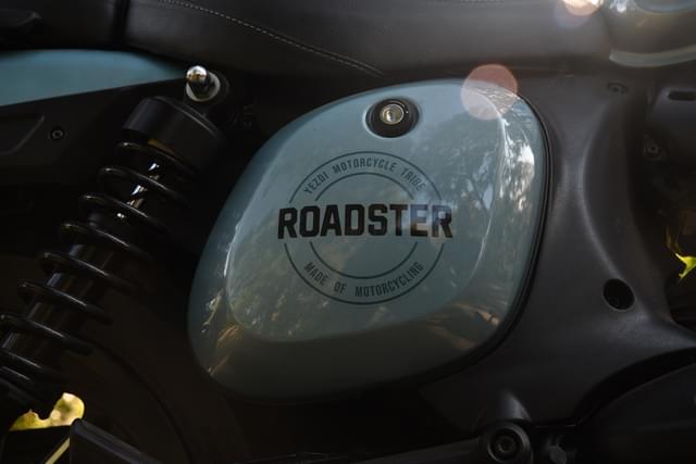 Closed Fuel Lid Image - 26673